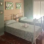 Holiday home Luxurious In With Wifi *