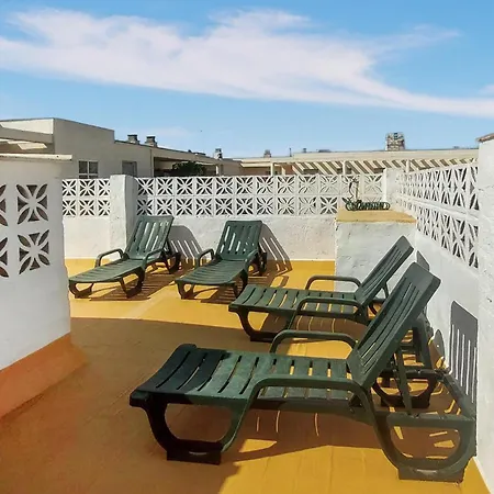 Luxurious In With Wifi Holiday home